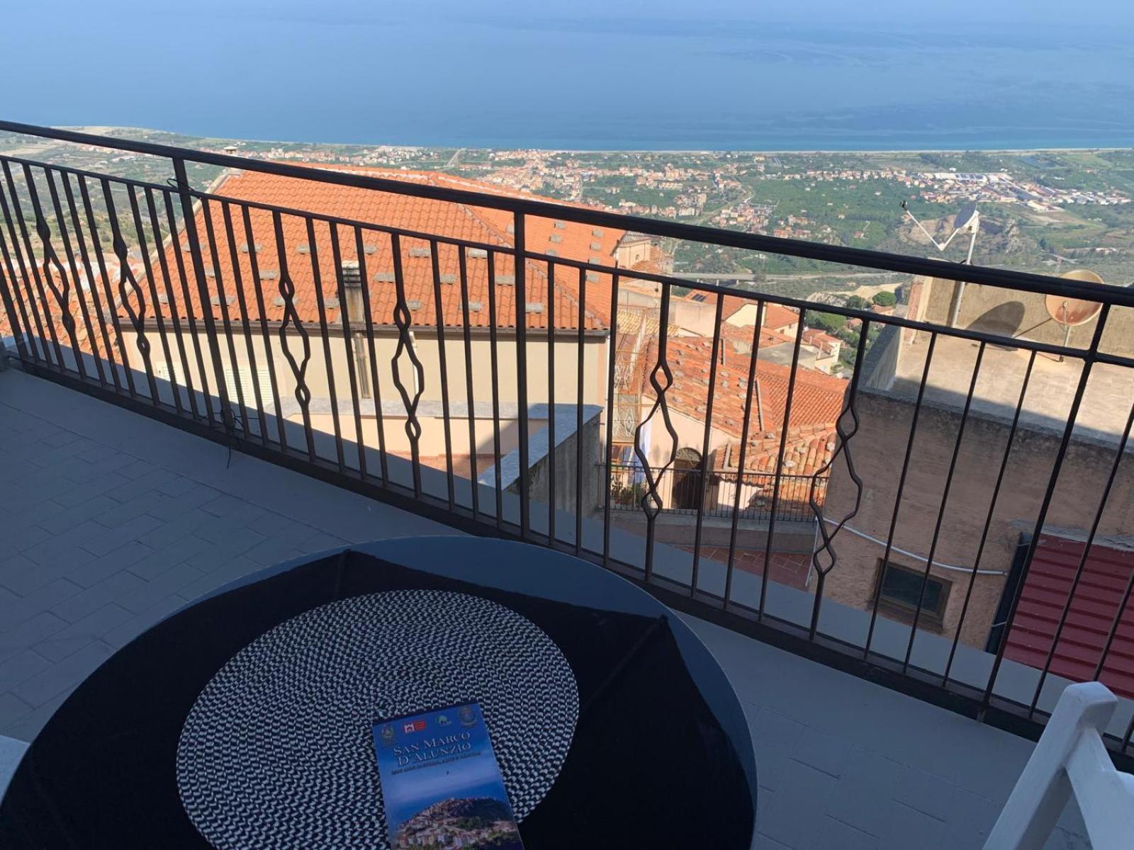 Bed & Breakfast Studioarcodia- San Marco d'Alunzio Exterior photo